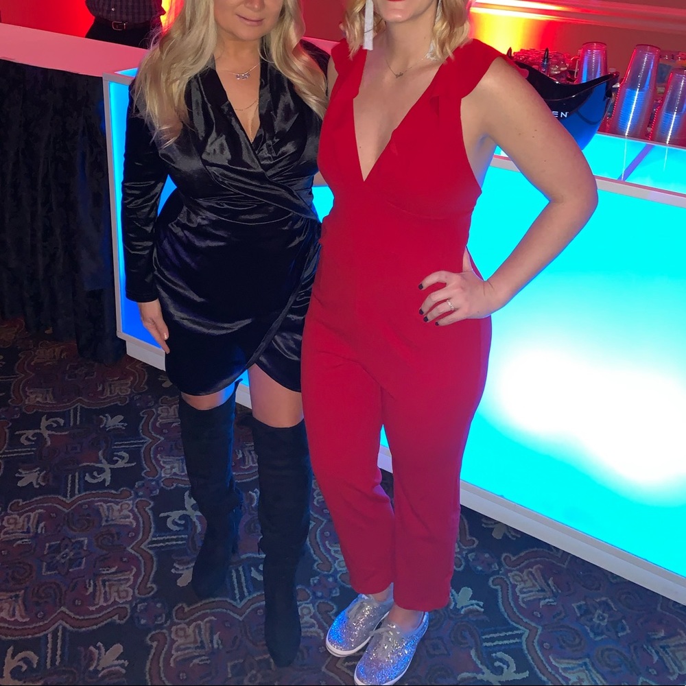 Lulu's Red Ruffle V-Neck Jumpsuit - Picture 3 of 3